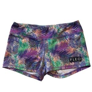 Fleo Palm Leaf Printed fabric Shorts, Size‎ M